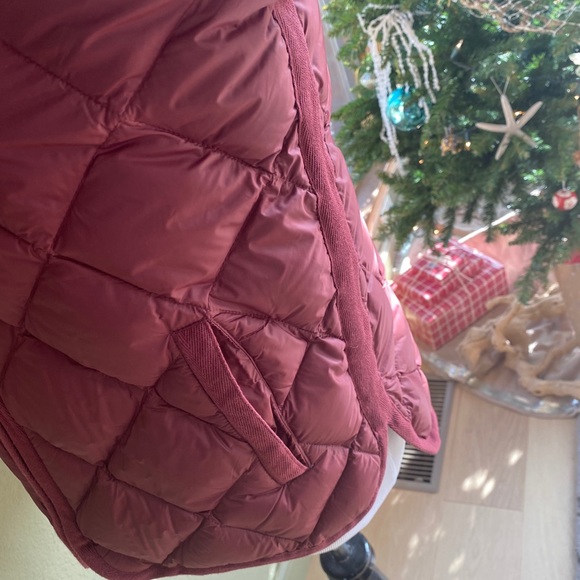 Marine Layer Laney Puffer Coat - Picture 5 of 5
